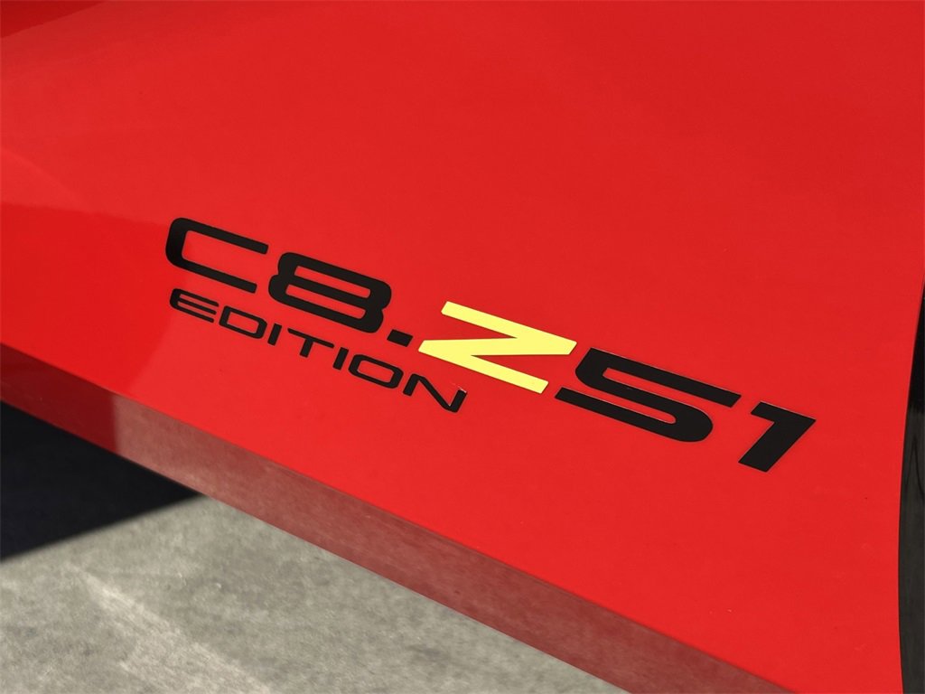 Used 2021 Chevrolet Corvette Stingray Coupe w/ Z51 Performance Package image 15