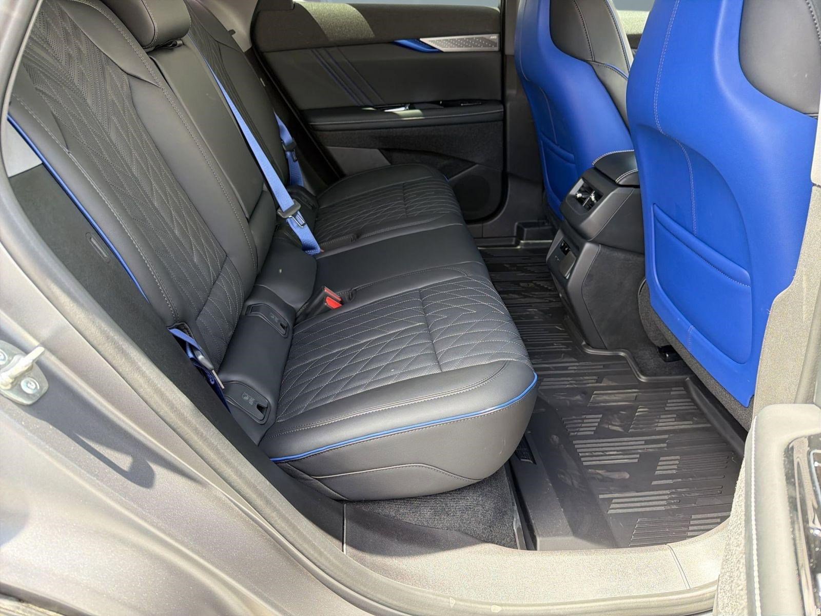 New 2026 Cadillac Optiq V AWD/4WD image 25