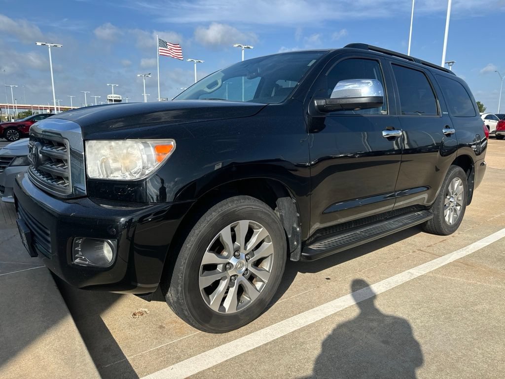 Used 2017 Toyota Sequoia Limited w/ Safety & Convenience Package RWD image 1