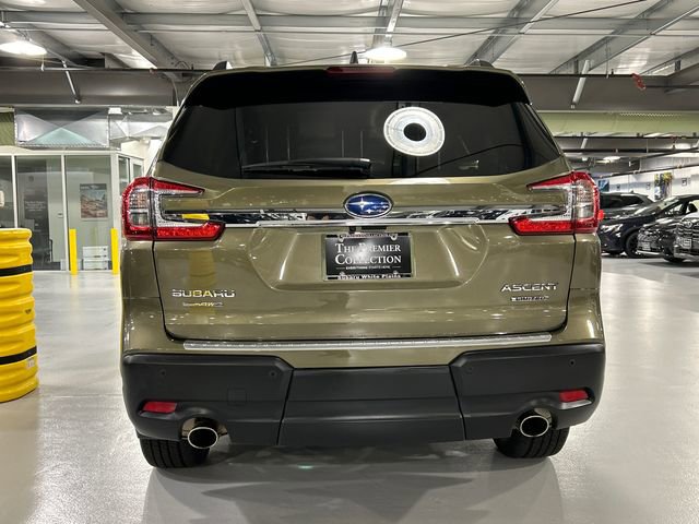 Used 2023 Subaru Ascent Limited w/ Technology Package AWD/4WD image 3