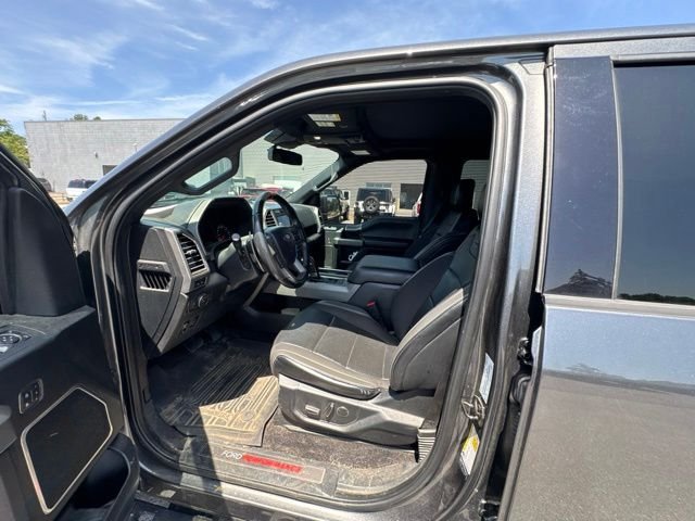 Used 2019 Ford F150 Raptor w/ Equipment Group 802A Luxury AWD/4WD image 17