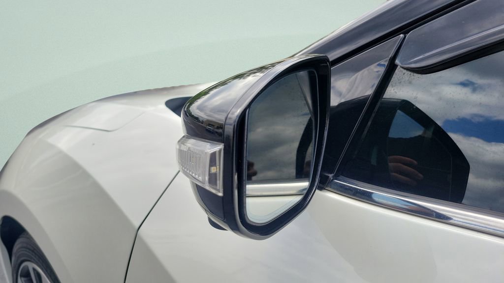 Used 2017 Nissan Maxima Platinum FWD image 27