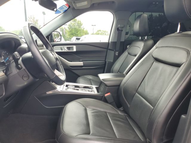 Certified 2022 Ford Explorer Limited w/ Equipment Group 301A AWD/4WD image 14