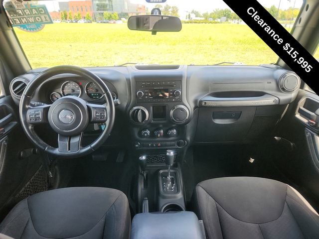 Used 2017 Jeep Wrangler Unlimited Sport w/ Connectivity Group image 30