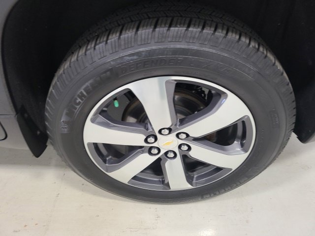 Used 2019 Chevrolet Traverse LT w/ LT Premium Package AWD/4WD image 40