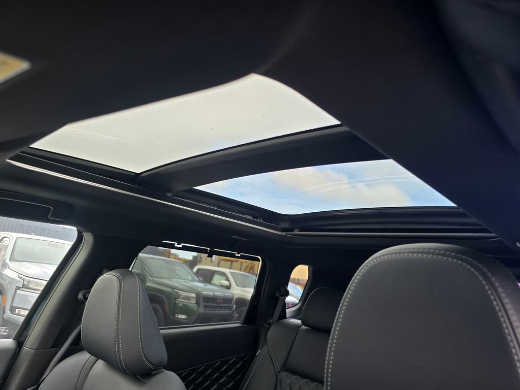 New 2026 Nissan Rogue Platinum image 19