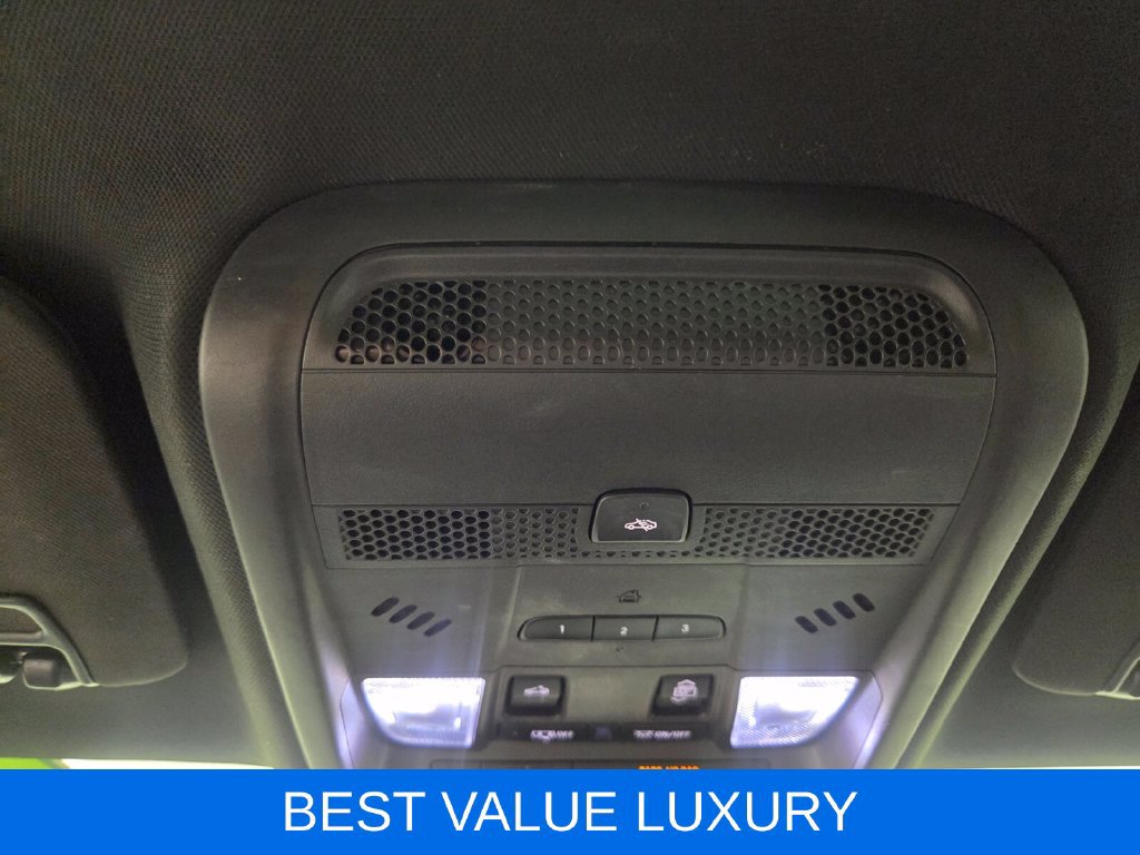 Used 2021 Cadillac XT5 Premium Luxury w/ LPO, Floor Liner Package AWD/4WD image 13