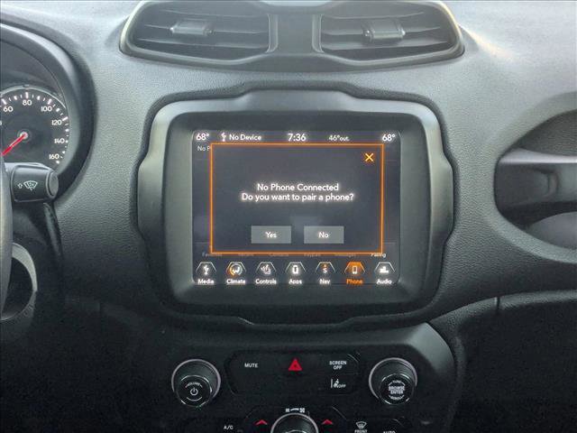 Used 2022 Jeep Renegade Altitude w/ Sun/Sound Group image 15