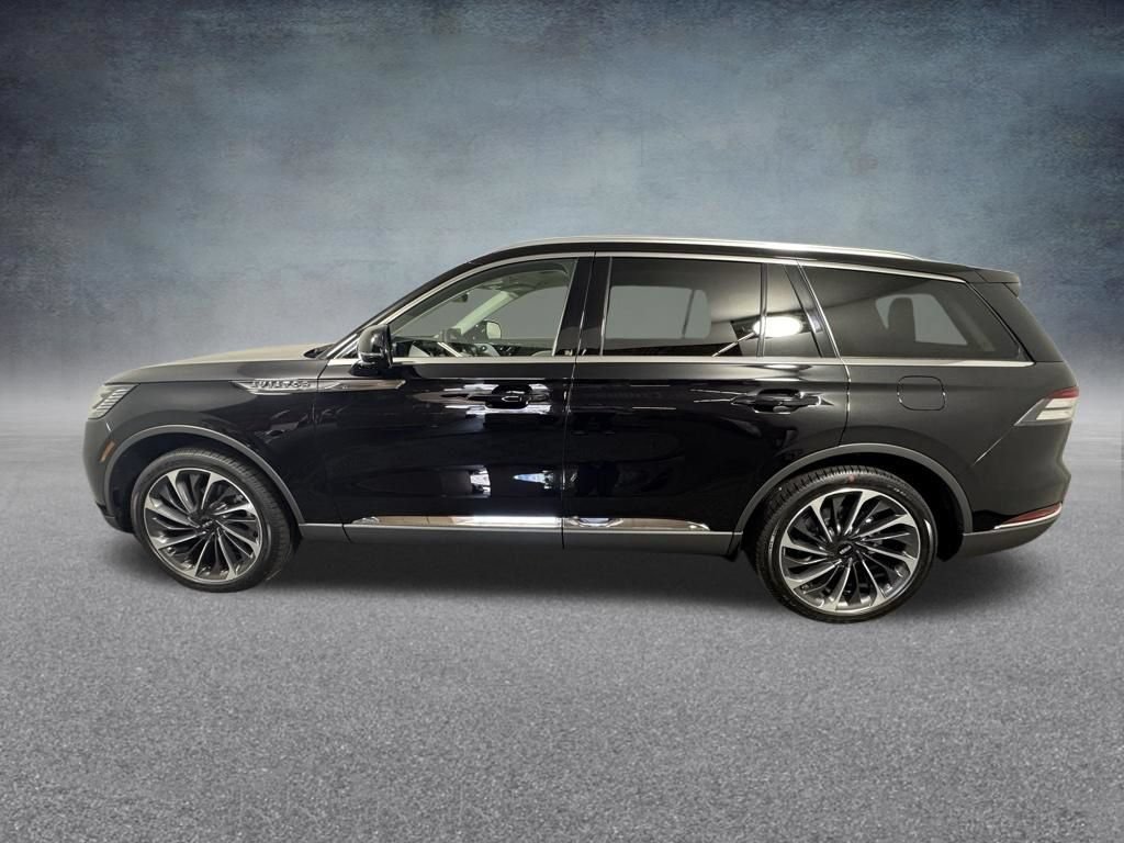 New 2026 Lincoln Aviator Reserve AWD/4WD image 3
