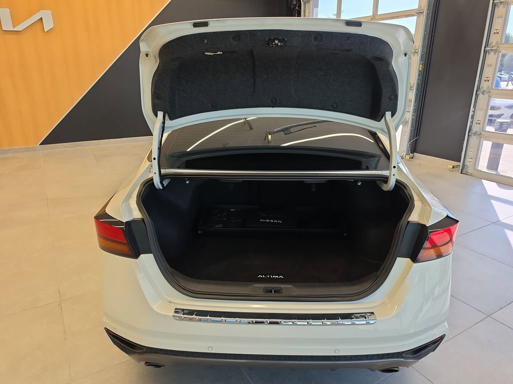 Used 2022 Nissan Altima 2.5 SR FWD image 29