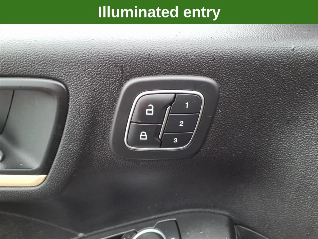 Used 2021 Ford Escape Titanium w/ Titanium Elite Package image 26