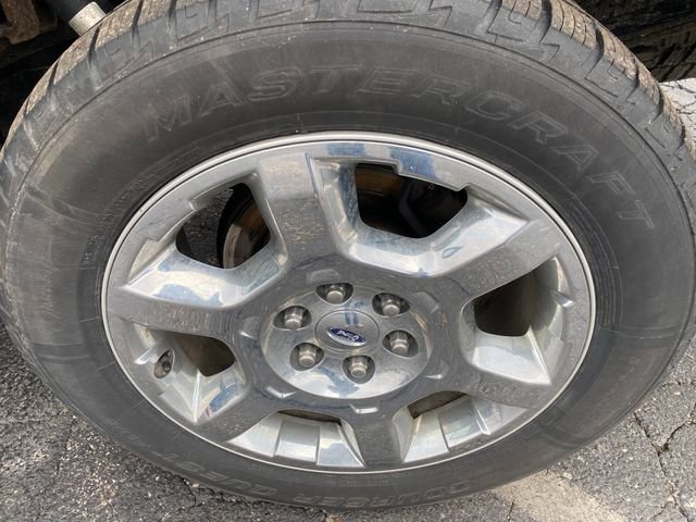 Used 2014 Ford F150 Lariat w/ Equipment Group 502A Luxury image 26