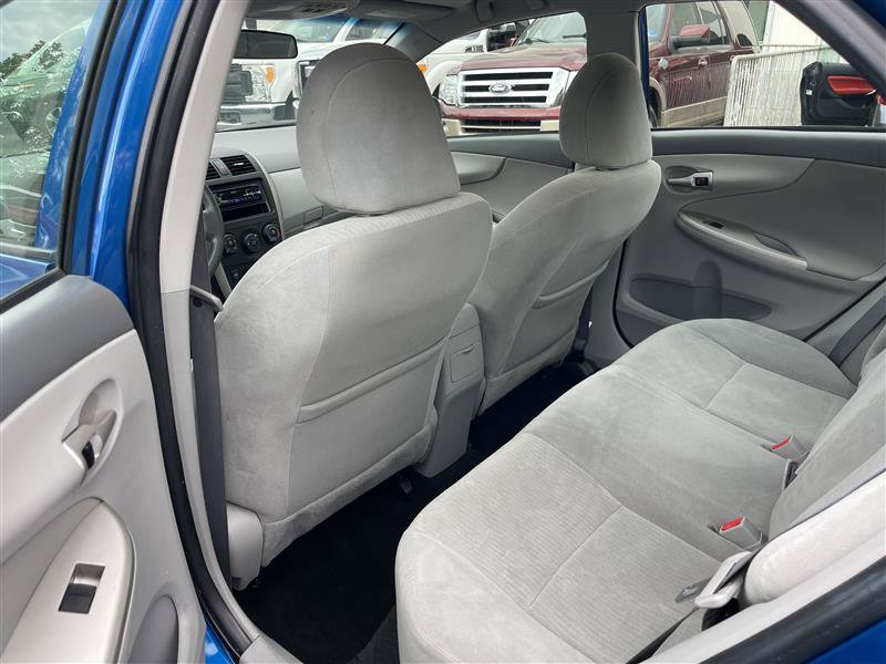 Used 2010 Toyota Corolla LE w/ All Weather Guard Pkg FWD image 21