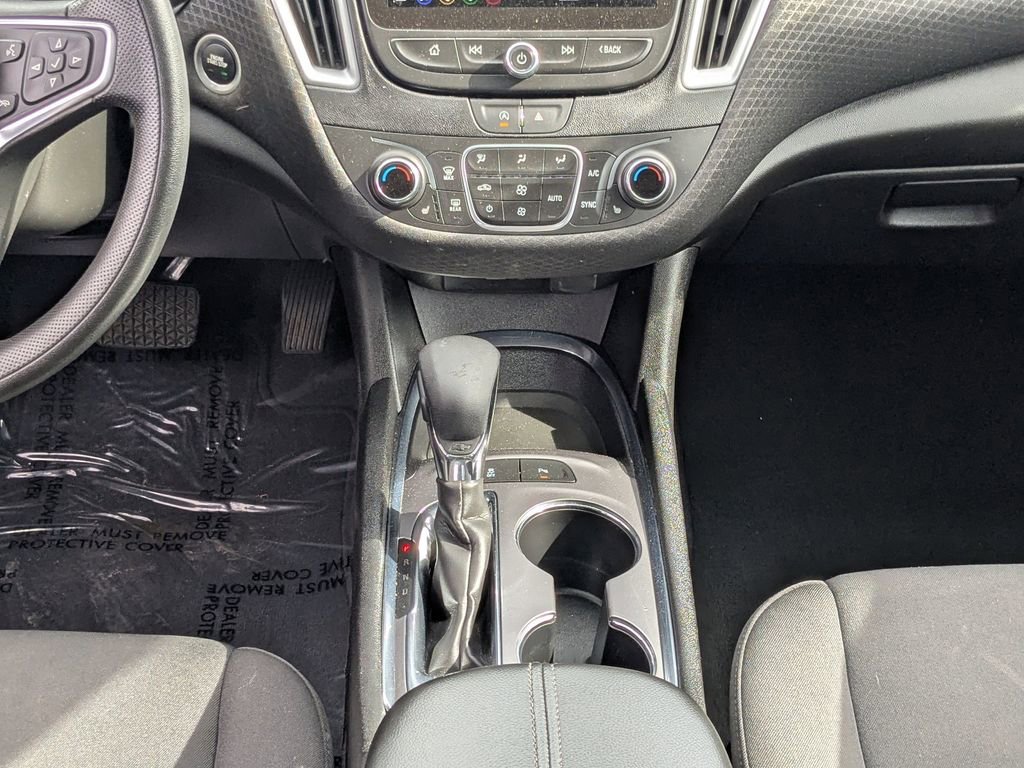 Used 2024 Chevrolet Malibu LT image 15