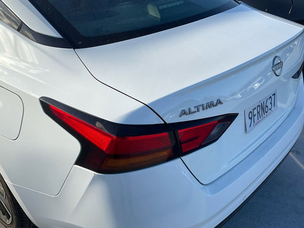 Used 2023 Nissan Altima 2.5 SR image 34