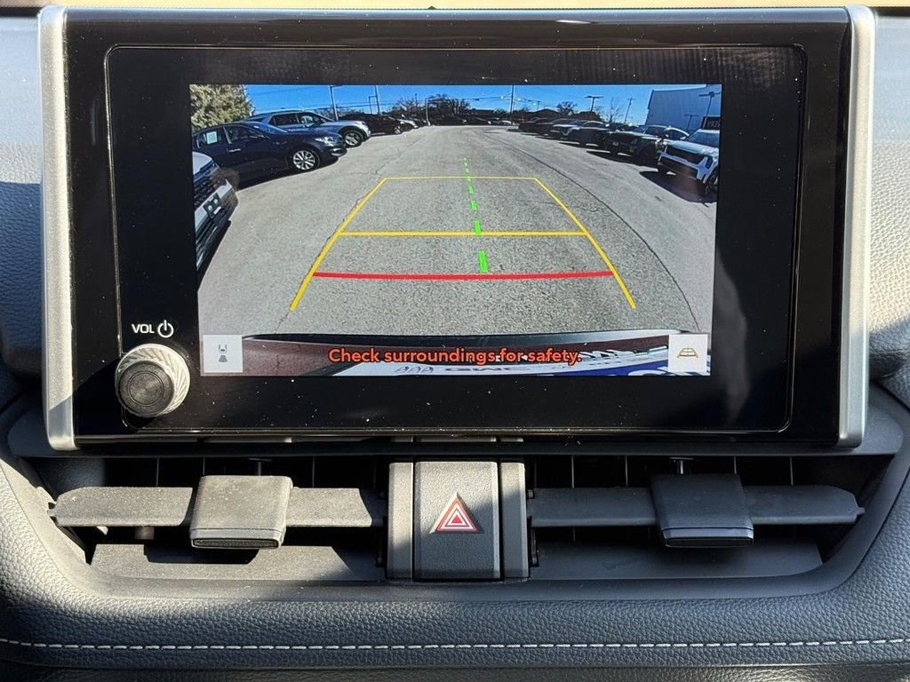 Used 2024 Toyota RAV4 LE image 19