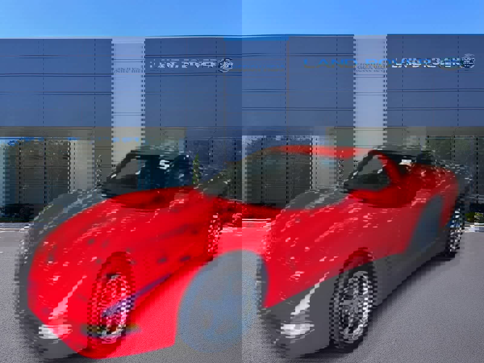 Used 2004 Chevrolet Corvette Coupe image 1