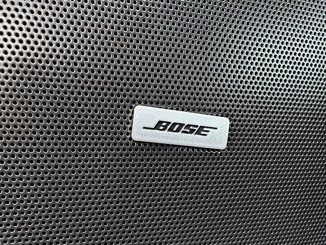 New 2025 Cadillac XT6 Luxury image 14