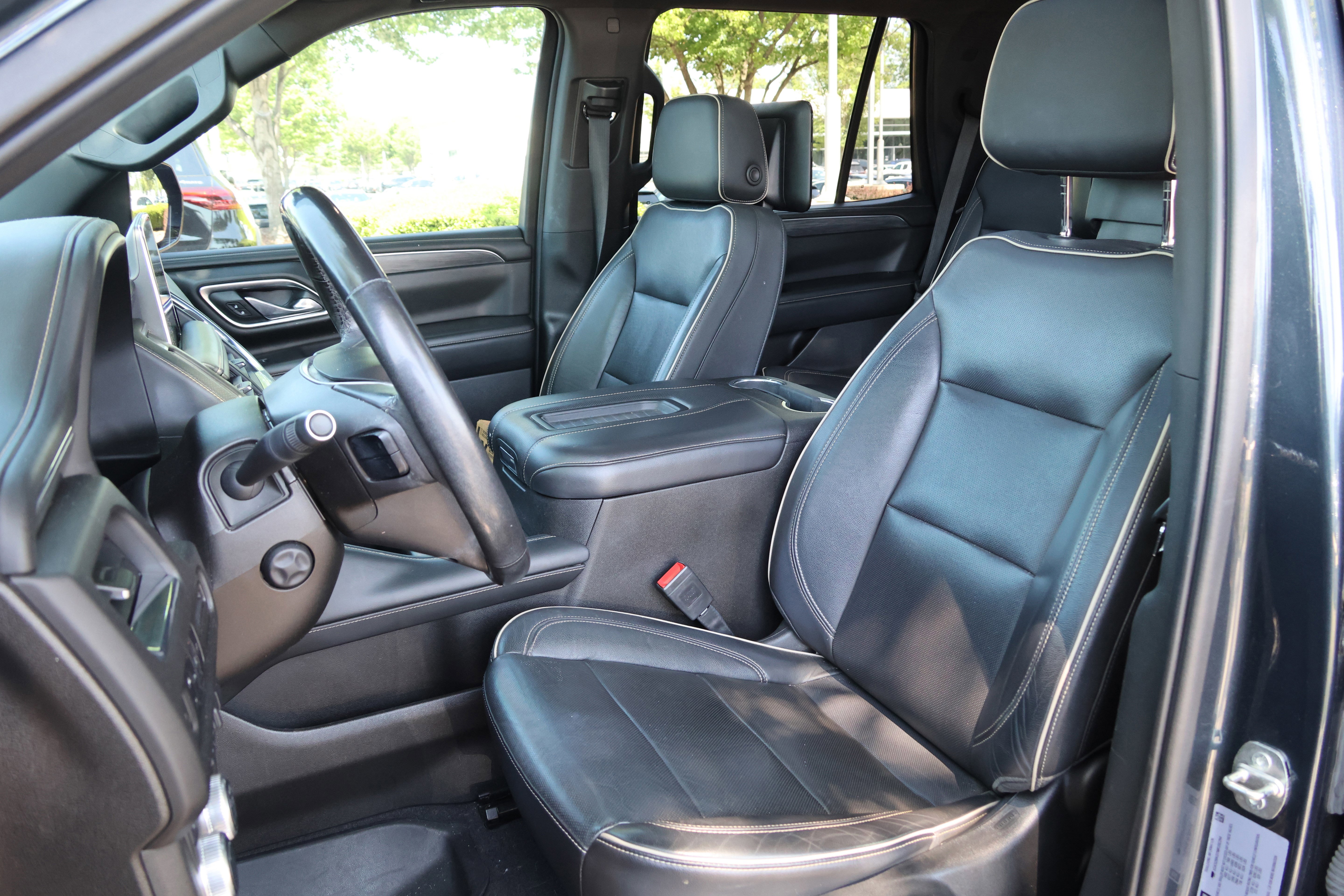 Used 2021 GMC Yukon SLT w/ SLT Luxury Plus Package AWD/4WD image 36