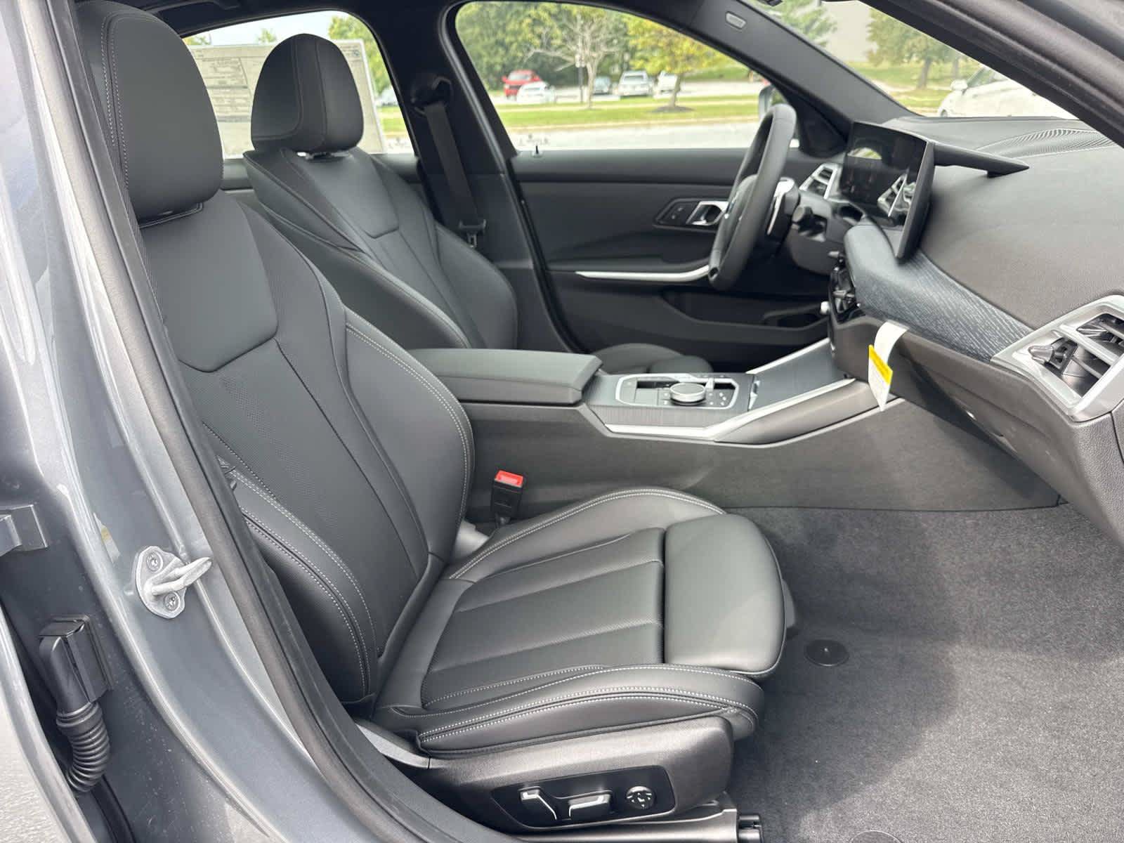 New 2026 BMW 330i xDrive Sedan w/ Premium Package AWD/4WD image 16