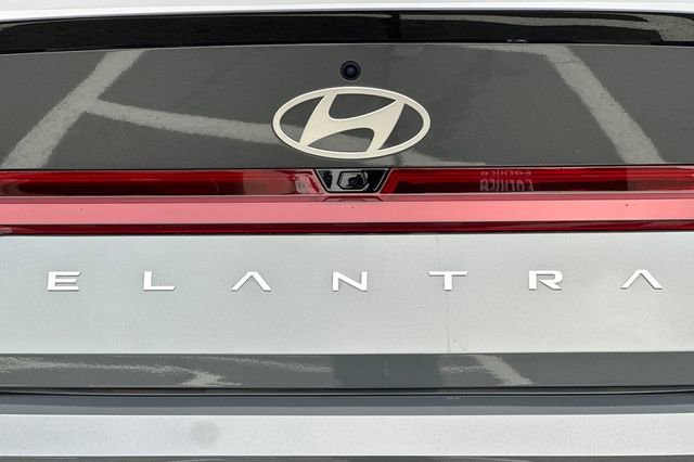 New 2026 Hyundai Elantra Sport image 9