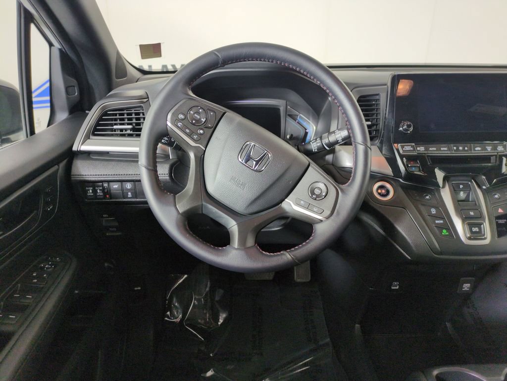 Certified 2024 Honda Odyssey Sport image 17