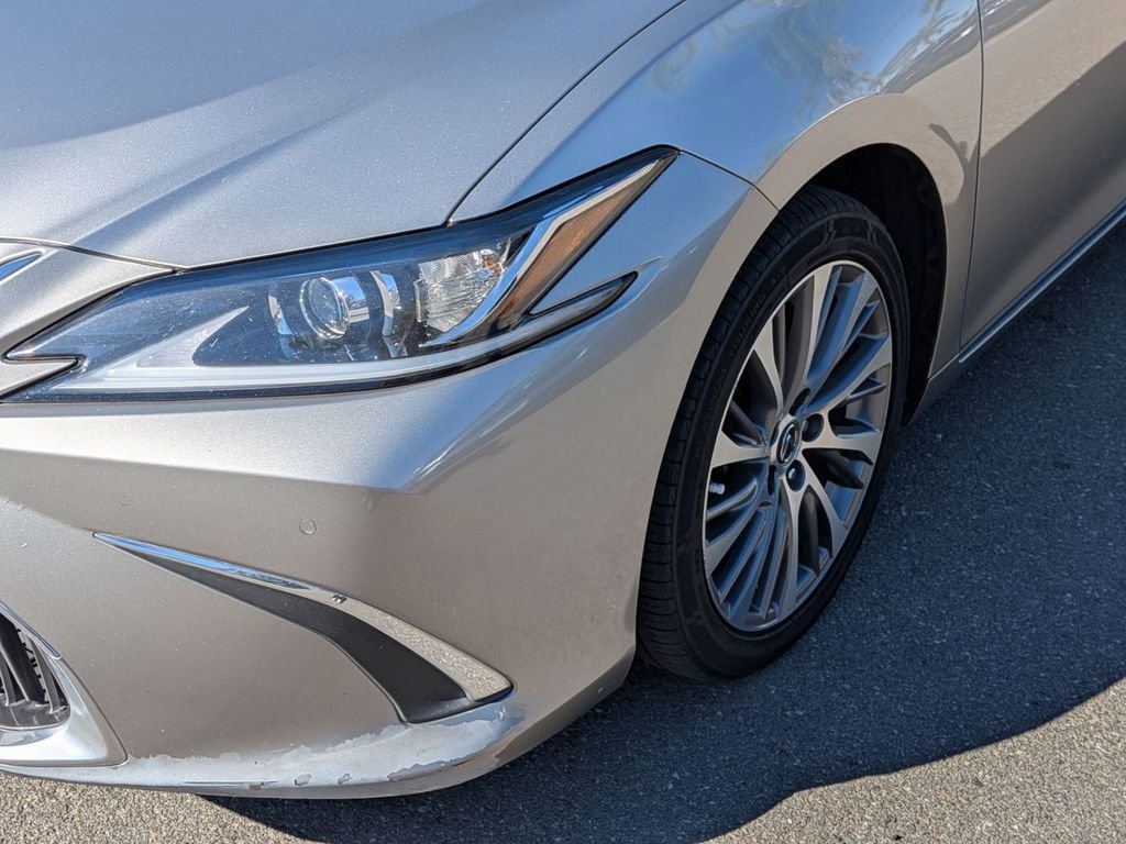 Used 2021 Lexus ES 350 w/ Premium Package image 10