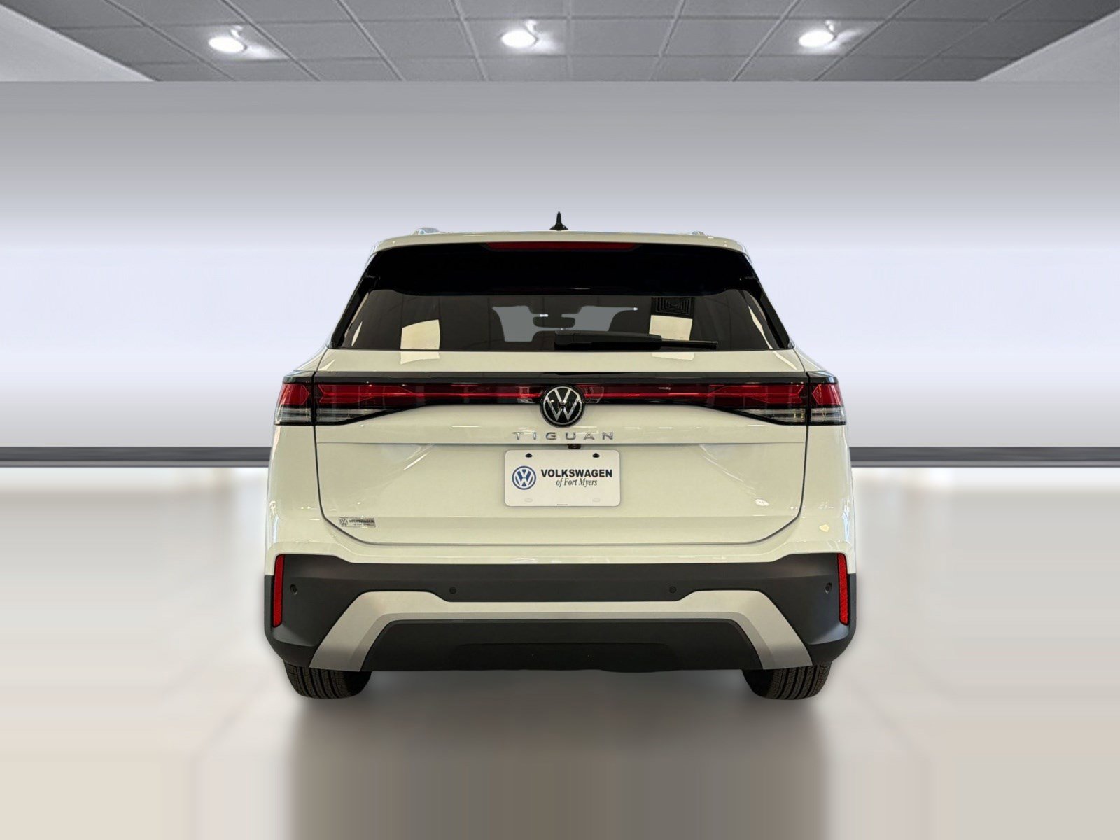 New 2026 Volkswagen Tiguan S FWD image 10