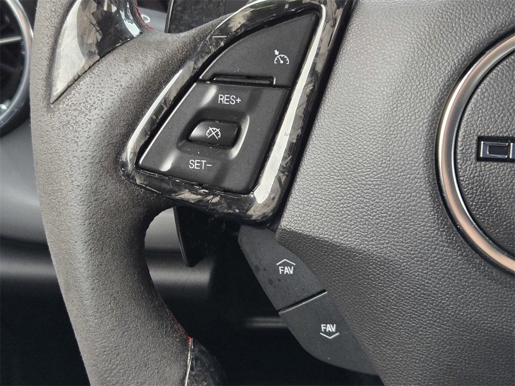 Used 2019 Chevrolet Camaro ZL1 image 19