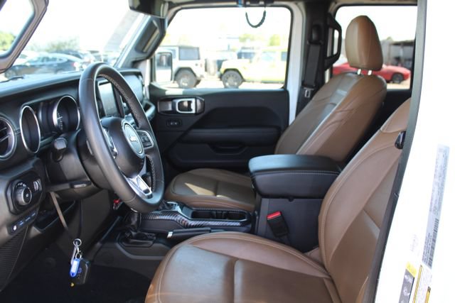 Used 2023 Jeep Wrangler Unlimited Rubicon 4xe AWD/4WD image 40