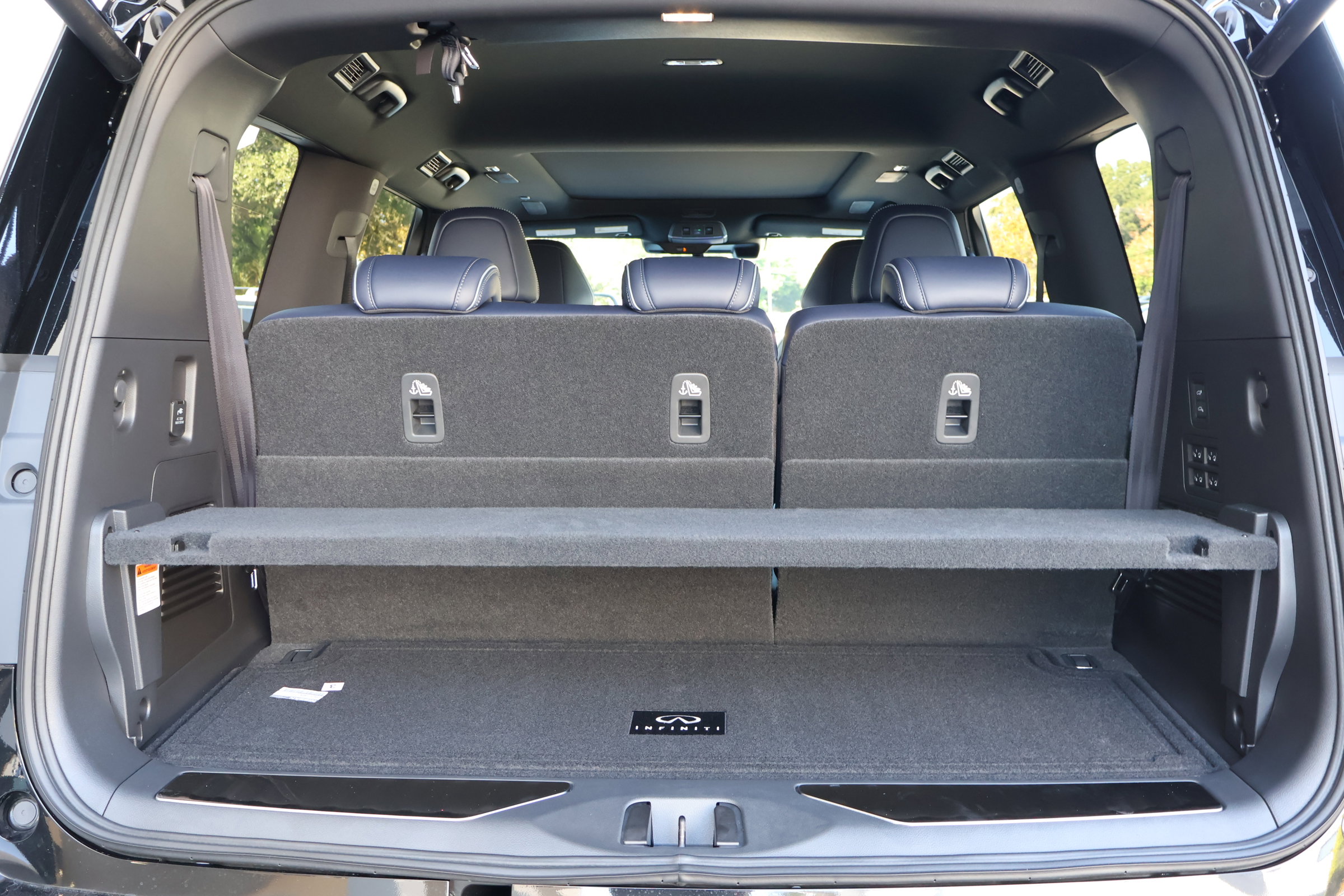 New 2026 INFINITI QX80 4WD image 21