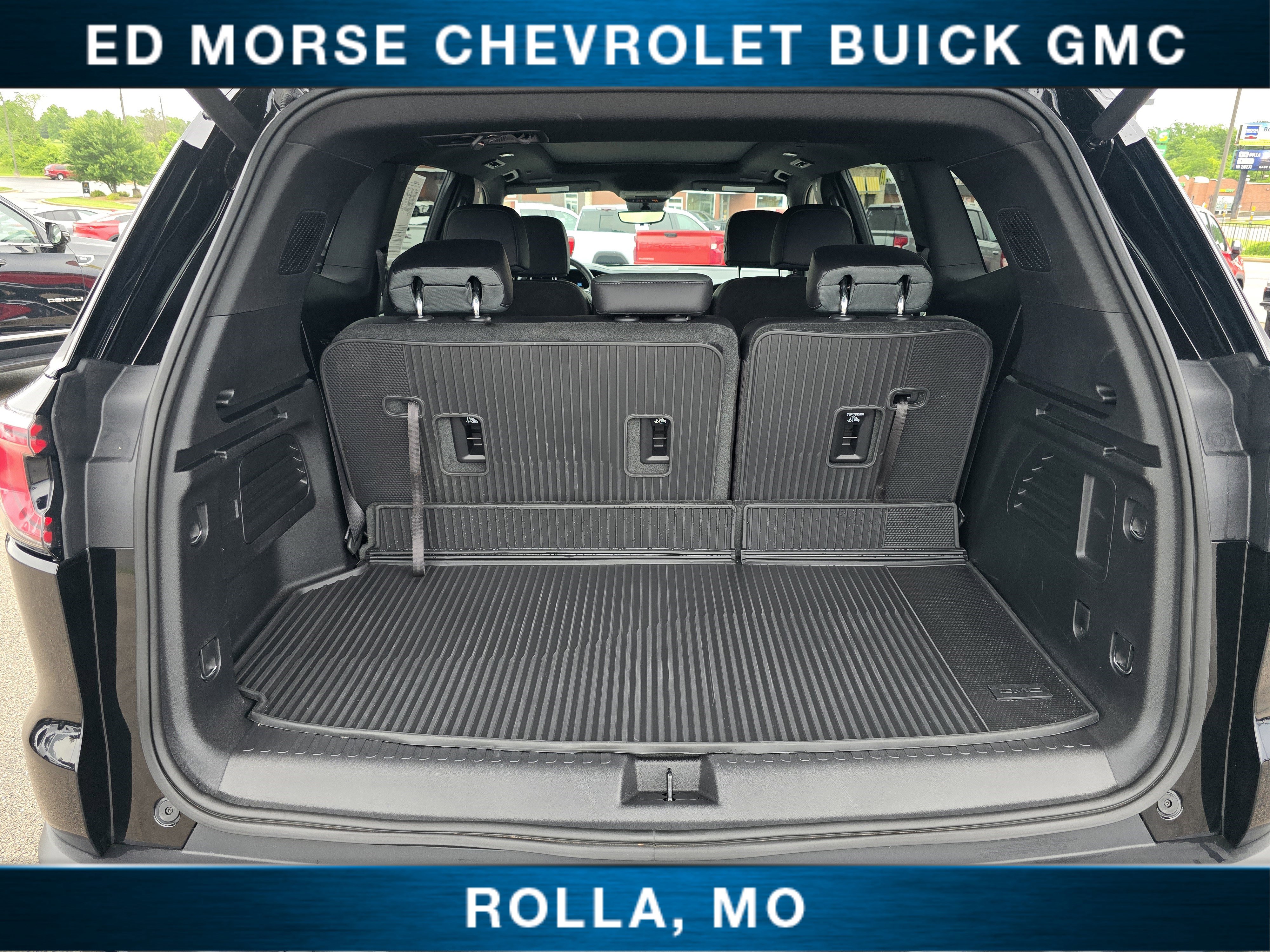 Used 2026 GMC Acadia AT4 w/ Luxury Package AWD/4WD image 29