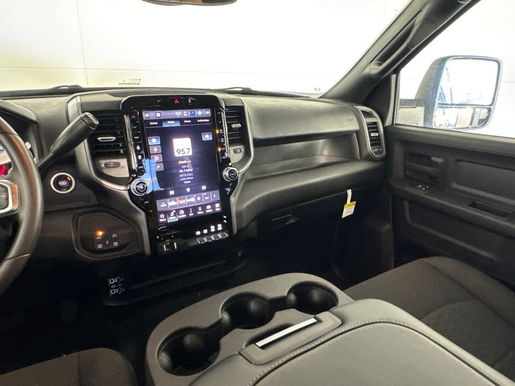 New 2026 RAM 2500 Warlock AWD/4WD image 31