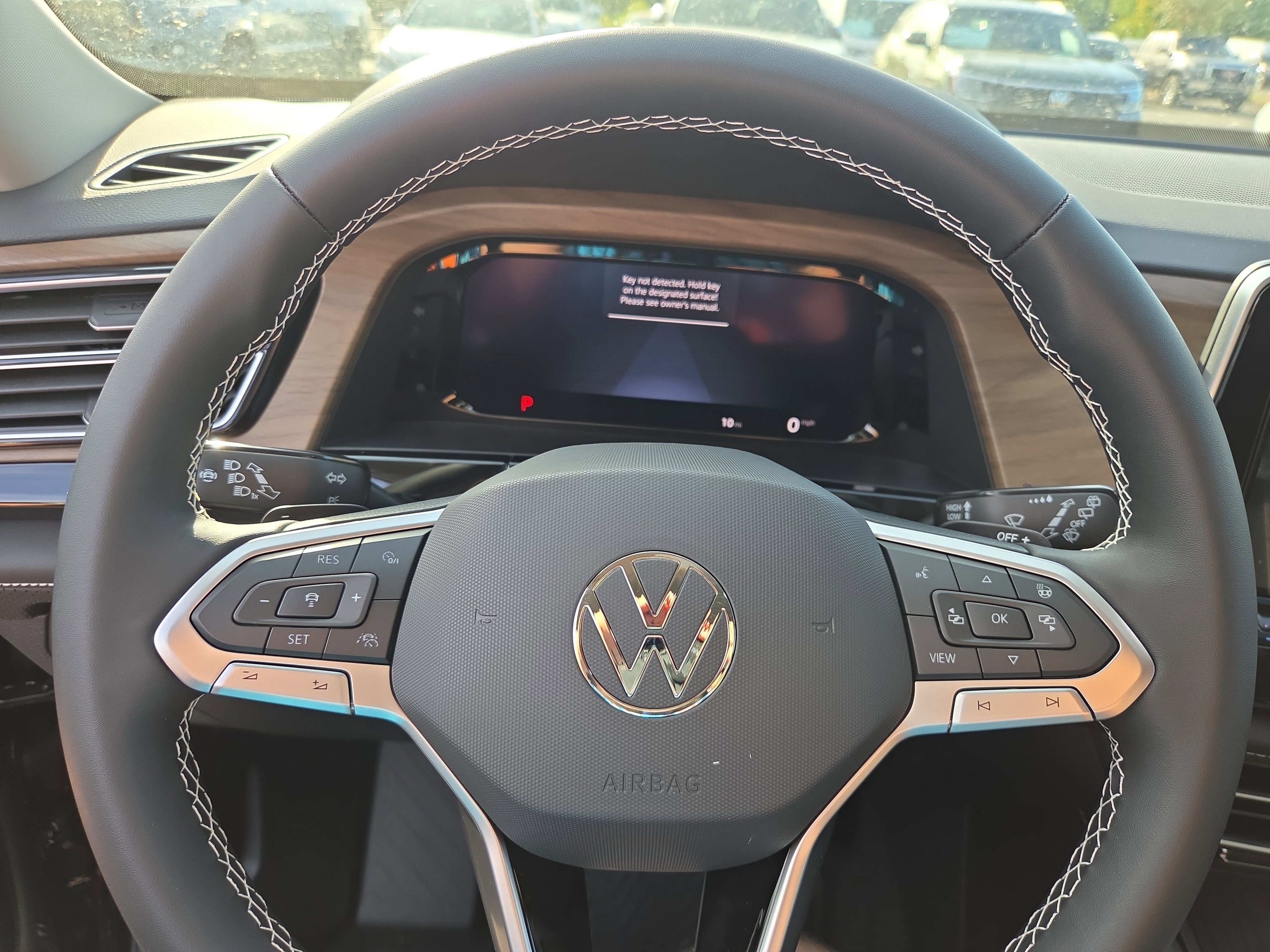 New 2026 Volkswagen Atlas SE image 10