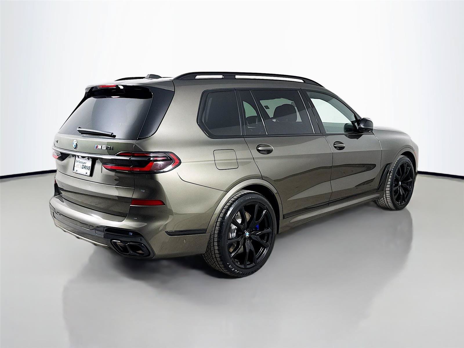 Used 2024 BMW X7 M60i w/ Executive Package AWD/4WD image 9