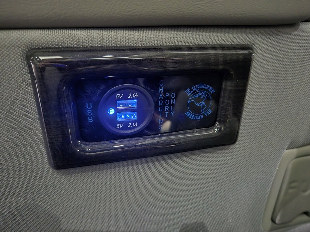 New 2024 GMC Savana 2500 image 53