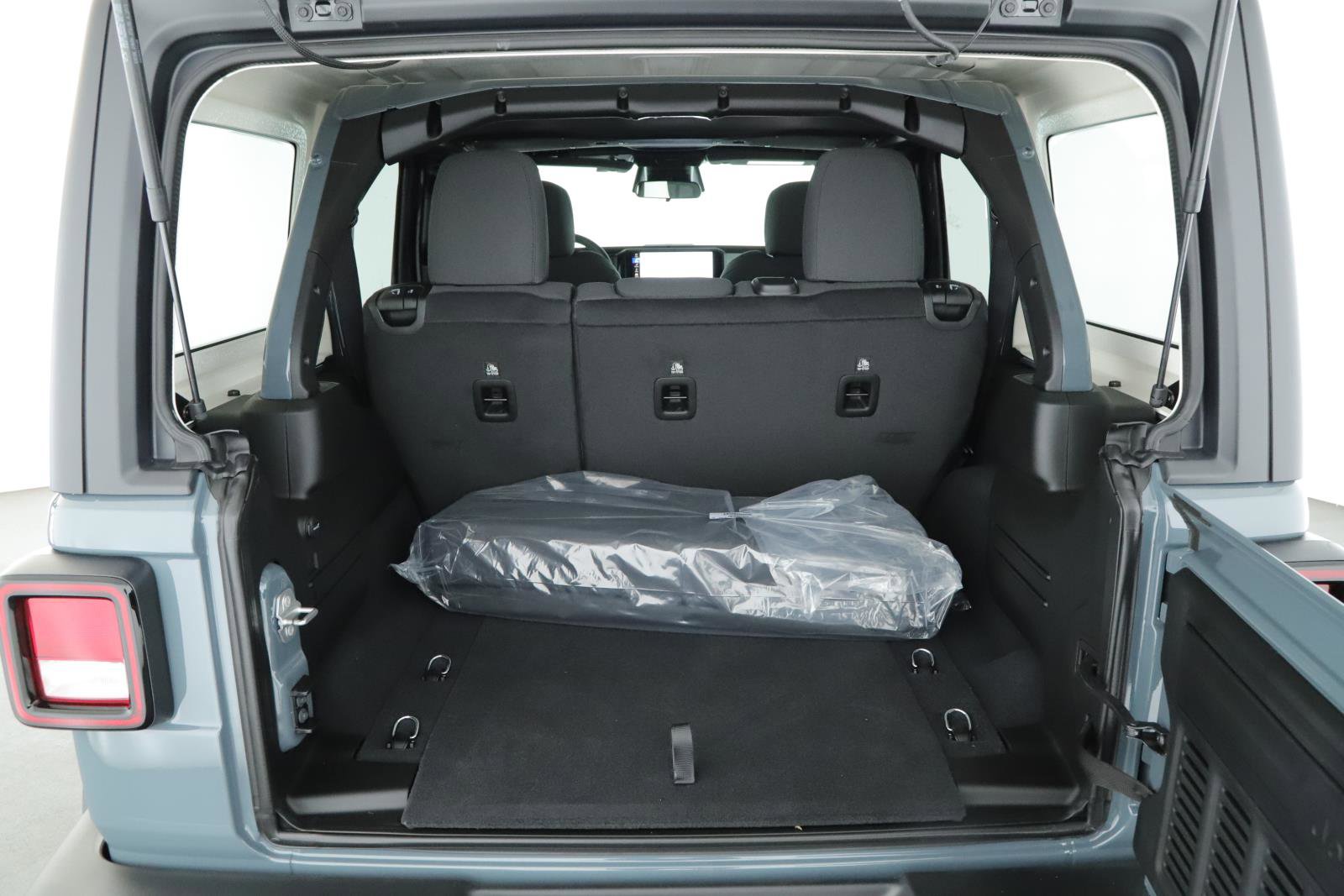 New 2026 Jeep Wrangler Unlimited Sport image 14