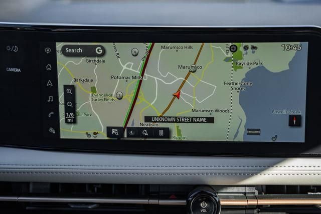 Used 2023 Nissan Ariya AWD image 23