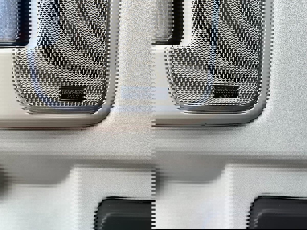 Used 2010 Land Rover Range Rover Supercharged image 21