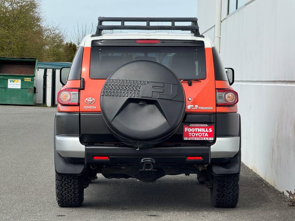 Used 2014 Toyota FJ Cruiser 4WD w/ Convenience Package image 6