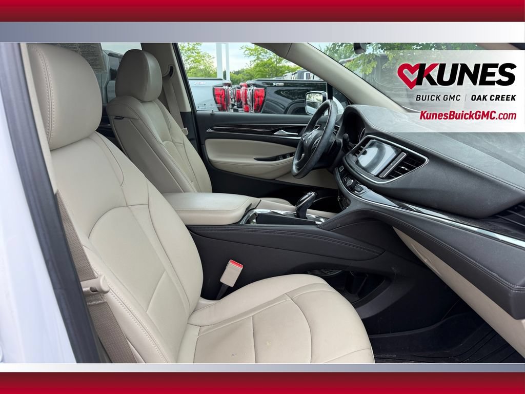Used 2021 Buick Enclave Essence w/ Sport Touring Edition AWD/4WD image 39