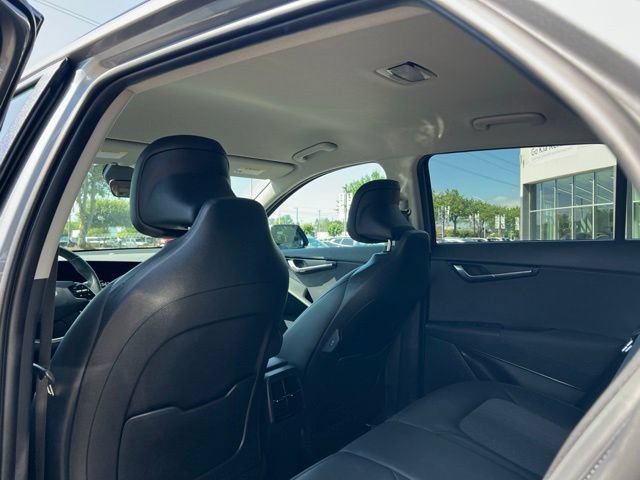 Certified 2024 Kia Niro Wind w/ Wind Preserve Package FWD image 11