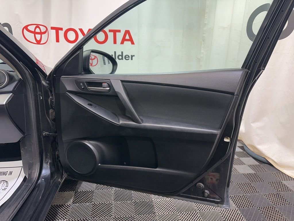Used 2013 MAZDA MAZDA3 i Sport image 10