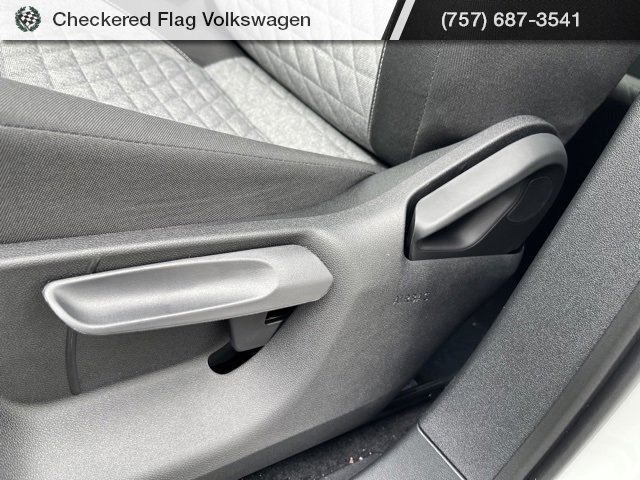 New 2025 Volkswagen Tiguan S image 26