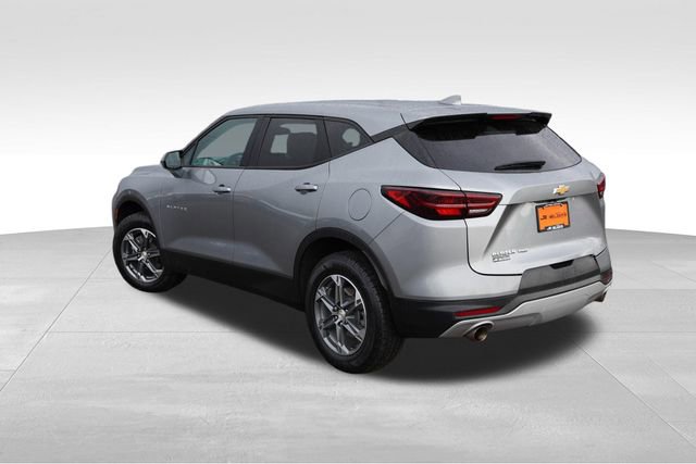 Used 2025 Chevrolet Blazer LT image 7