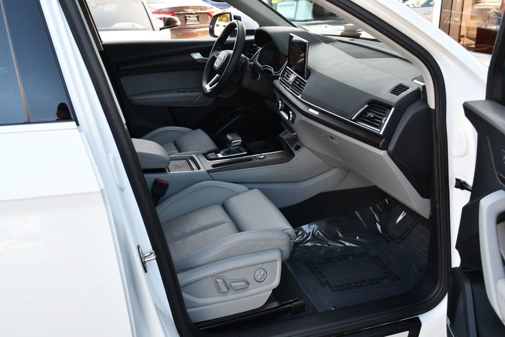 Used 2021 Audi Q5 e Premium Plus w/ Premium Plus Package image 53