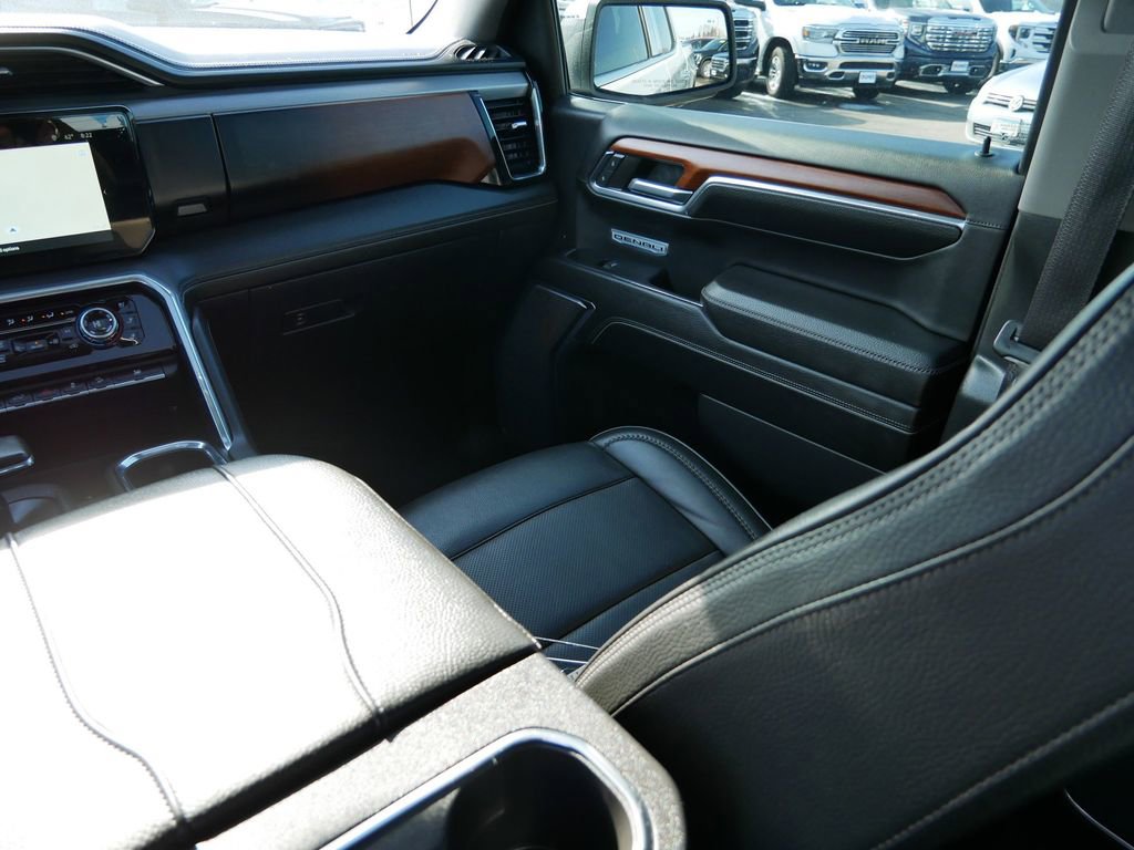 Used 2023 GMC Sierra 1500 Denali w/ Denali Reserve Package AWD/4WD image 20