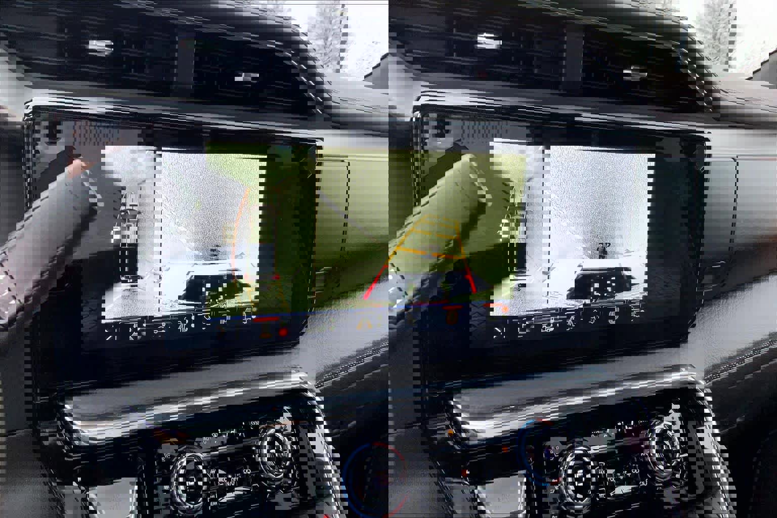 Used 2025 GMC Sierra 2500 Denali image 28