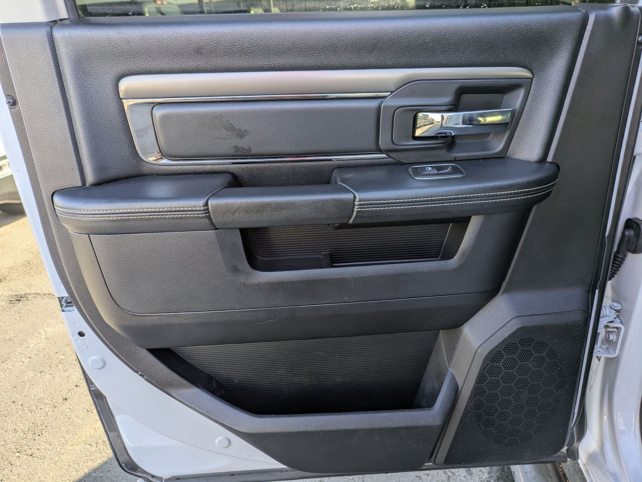 Used 2016 RAM 1500 Sport w/ Sport Premium Group AWD/4WD image 32
