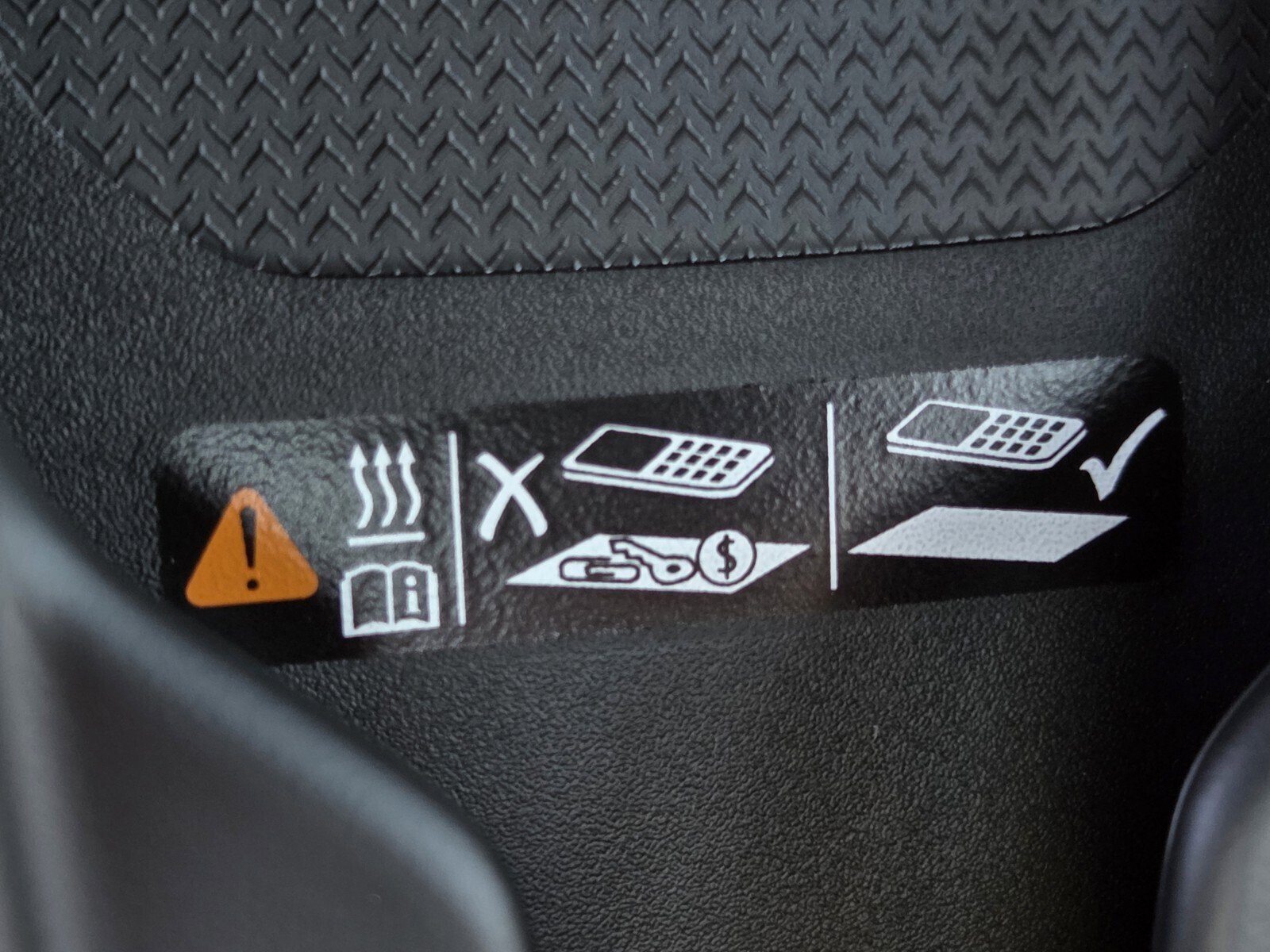 New 2026 Chevrolet Corvette Stingray Preferred Cpe w/ 2LT image 10